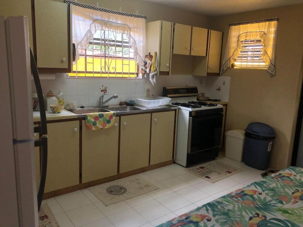 Donamae 2 Story Barbados House Vila Bridgetown Exterior foto